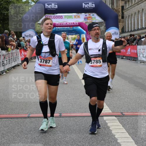 06.09.2026 - CURREX Alsterlauf Strokosch-Dieckow http://msf.ph/oto/10135301 06.09.2026 10:09:41 Ziel 2064, 2078, 2622, 2742, 3785, 3787, 4138, 4713, 5259, 5260, 5851, 6278, 6492 meine-sportfotos.de