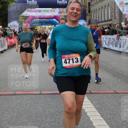 06.09.2026 - CURREX Alsterlauf Strokosch-Dieckow http://msf.ph/oto/10135340 06.09.2026 10:09:45 Ziel 2064, 2078, 2622, 3785, 3787, 4713, 4784, 5199, 5357, 5835, 5836, 5851, 6466 meine-sportfotos.de