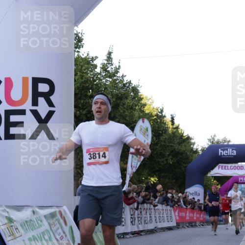 06.09.2026 - CURREX Alsterlauf Yannick Fuchs http://msf.ph/oto/10135387 06.09.2026 09:43:31 Ziel 3489, 3523, 3524, 3814, 4089, 4397, 4443, 4505, 5370, 5919, 8164 meine-sportfotos.de
