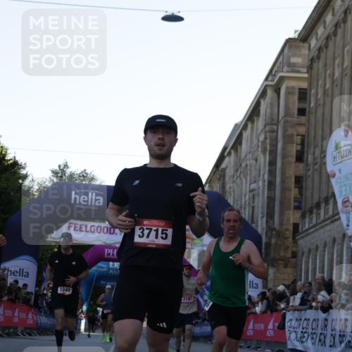 06.09.2026 - CURREX Alsterlauf Yannick Fuchs http://msf.ph/oto/10135395 06.09.2026 09:43:39 Ziel 2166, 2245, 3197, 3523, 3524, 3561, 3715, 5098, 5370, 6371, 6388, 8036, 8316 meine-sportfotos.de