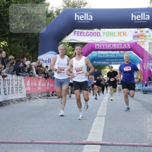 06.09.2026 - CURREX Alsterlauf Yannick Fuchs http://msf.ph/oto/10135415 06.09.2026 09:43:52 Ziel 2198, 2398, 2760, 3646, 3960, 4910, 5348, 5680, 5873, 5874, 6004 meine-sportfotos.de