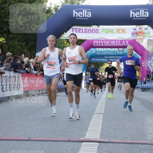 06.09.2026 - CURREX Alsterlauf Yannick Fuchs http://msf.ph/oto/10135424 06.09.2026 09:43:53 Ziel 2198, 2398, 2760, 3269, 3646, 3960, 4910, 5348, 5680, 5873, 5874, 6004 meine-sportfotos.de