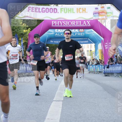 06.09.2026 - CURREX Alsterlauf Yannick Fuchs http://msf.ph/oto/10135451 06.09.2026 09:43:55 Ziel 2198, 2398, 3269, 3646, 3905, 3960, 5062, 5348, 5680, 5873, 5874, 6004, 6102 meine-sportfotos.de