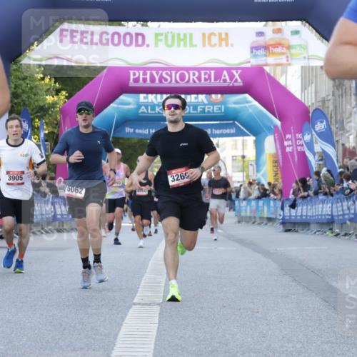 06.09.2026 - CURREX Alsterlauf Yannick Fuchs http://msf.ph/oto/10135454 06.09.2026 09:43:55 Ziel 2198, 2398, 3269, 3646, 3905, 3960, 5062, 5348, 5680, 5873, 5874, 6004, 6102 meine-sportfotos.de