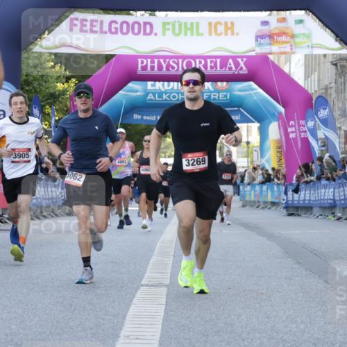06.09.2026 - CURREX Alsterlauf Yannick Fuchs http://msf.ph/oto/10135463 06.09.2026 09:43:56 Ziel 2198, 2398, 3269, 3646, 3905, 3960, 5062, 5348, 5680, 5873, 5874, 6004, 6102 meine-sportfotos.de