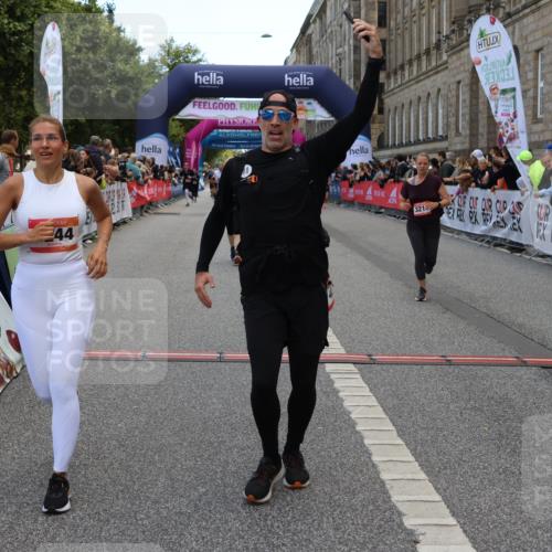 06.09.2026 - CURREX Alsterlauf Strokosch-Dieckow http://msf.ph/oto/10135471 06.09.2026 10:10:02 Ziel 2467, 3163, 3213, 4242, 4244, 4248, 4252, 4507, 5733 meine-sportfotos.de