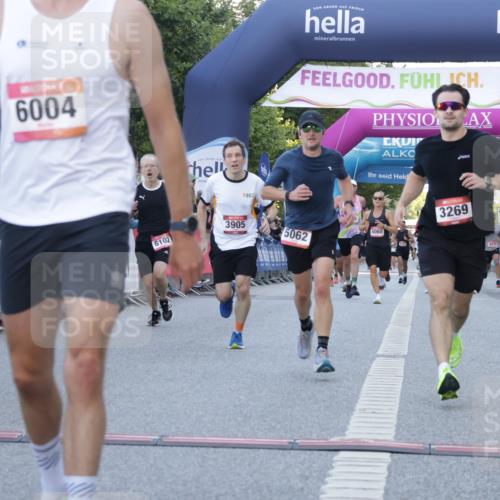 06.09.2026 - CURREX Alsterlauf Yannick Fuchs http://msf.ph/oto/10135472 06.09.2026 09:43:57 Ziel 2198, 2398, 3269, 3646, 3905, 3960, 5062, 5348, 5680, 6004, 6102 meine-sportfotos.de