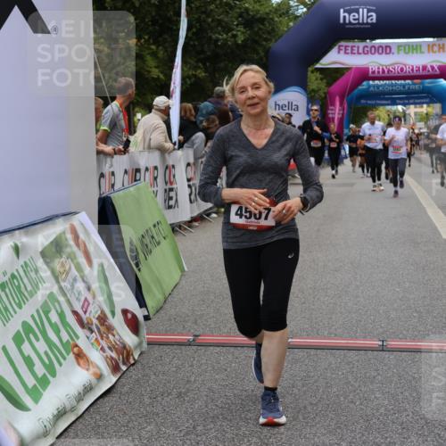 06.09.2026 - CURREX Alsterlauf Strokosch-Dieckow http://msf.ph/oto/10135478 06.09.2026 10:10:05 Ziel 2057, 2607, 2634, 3163, 3213, 3277, 3283, 4242, 4244, 4248, 4252, 4507, 5733 meine-sportfotos.de