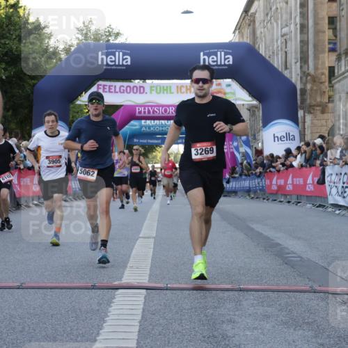 06.09.2026 - CURREX Alsterlauf Yannick Fuchs http://msf.ph/oto/10135480 06.09.2026 09:43:57 Ziel 2198, 2398, 3269, 3646, 3905, 3960, 5062, 5348, 5680, 6004, 6102 meine-sportfotos.de