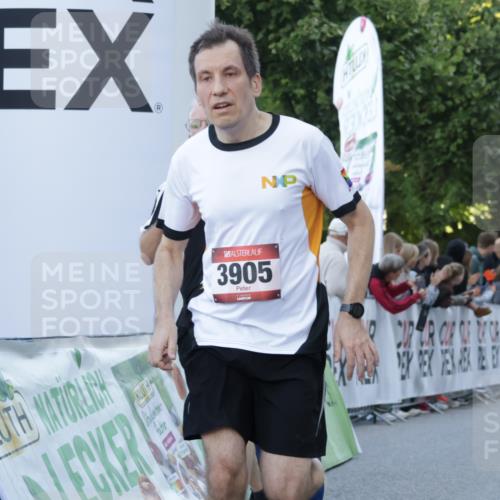 06.09.2026 - CURREX Alsterlauf Yannick Fuchs http://msf.ph/oto/10135499 06.09.2026 09:44:00 Ziel 2198, 3269, 3905, 3960, 4277, 4893, 5062, 5402, 6004, 6060, 6102 meine-sportfotos.de