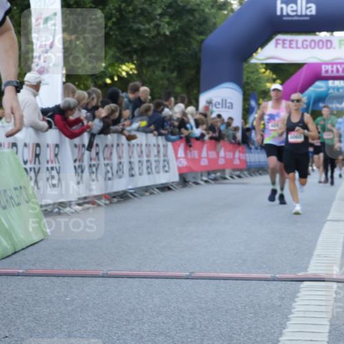06.09.2026 - CURREX Alsterlauf Yannick Fuchs http://msf.ph/oto/10135501 06.09.2026 09:44:00 Ziel 2198, 3269, 3905, 3960, 4277, 4893, 5062, 5402, 6004, 6060, 6102 meine-sportfotos.de