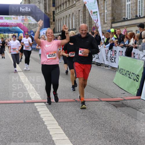06.09.2026 - CURREX Alsterlauf Strokosch-Dieckow http://msf.ph/oto/10135502 06.09.2026 10:10:08 Ziel 2057, 2607, 2634, 3213, 3277, 3283, 4195, 4246, 4248, 4252, 4507, 4710, 6338, 6354, 8072, 8115, 8149 meine-sportfotos.de
