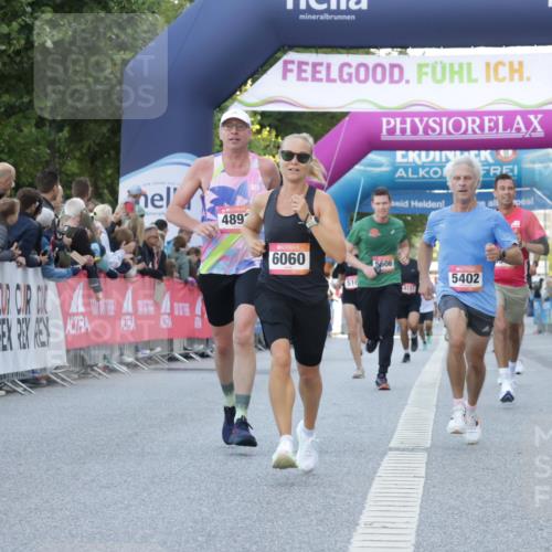 06.09.2026 - CURREX Alsterlauf Yannick Fuchs http://msf.ph/oto/10135509 06.09.2026 09:44:01 Ziel 2198, 3269, 3905, 3960, 3994, 4277, 4893, 5062, 5402, 6004, 6060, 6102 meine-sportfotos.de