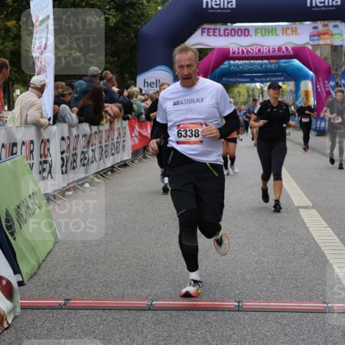 06.09.2026 - CURREX Alsterlauf Strokosch-Dieckow http://msf.ph/oto/10135532 06.09.2026 10:10:12 Ziel 2057, 2607, 2634, 2747, 3277, 3283, 4195, 4246, 4248, 4252, 4710, 5008, 6338, 6354, 8072, 8115, 8149, 8241 meine-sportfotos.de