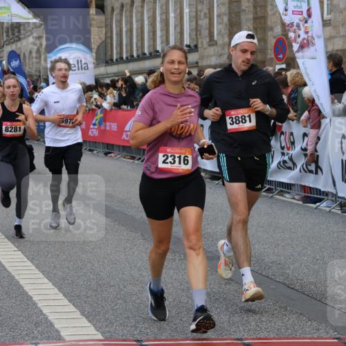 06.09.2026 - CURREX Alsterlauf Strokosch-Dieckow http://msf.ph/oto/10135534 06.09.2026 09:57:25 Ziel 2316, 2900, 2966, 3673, 3881, 3914, 3978, 4641, 4859, 5345, 5398, 5463, 5510, 5978, 6119, 6279, 8093, 8198, 8281 meine-sportfotos.de