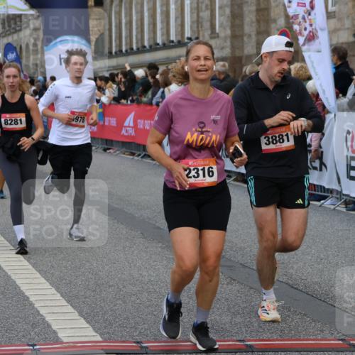 06.09.2026 - CURREX Alsterlauf Strokosch-Dieckow http://msf.ph/oto/10135545 06.09.2026 09:57:26 Ziel 2316, 2900, 2966, 3236, 3673, 3881, 3914, 3978, 4641, 4859, 5345, 5398, 5463, 5510, 5978, 6119, 6279, 8029, 8093, 8198, 8281 meine-sportfotos.de