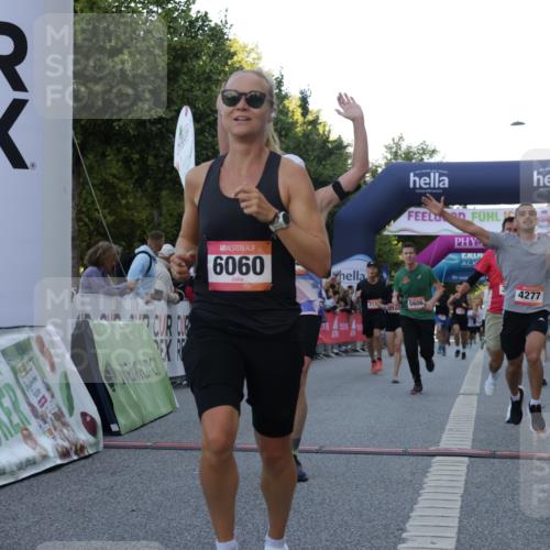 06.09.2026 - CURREX Alsterlauf Yannick Fuchs http://msf.ph/oto/10135547 06.09.2026 09:44:04 Ziel 2139, 2250, 2723, 3269, 3702, 3905, 3994, 4277, 4893, 5062, 5168, 5402, 5606, 6060, 6102 meine-sportfotos.de