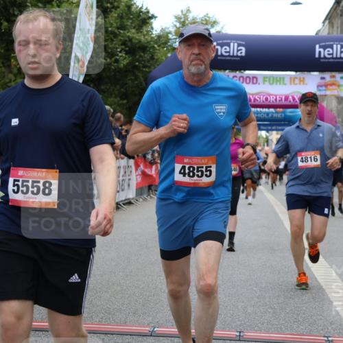 06.09.2026 - CURREX Alsterlauf Strokosch-Dieckow http://msf.ph/oto/10135554 06.09.2026 10:10:22 Ziel 2747, 4166, 4402, 4775, 4816, 4855, 4984, 5008, 5558, 6165, 6349, 8034 meine-sportfotos.de