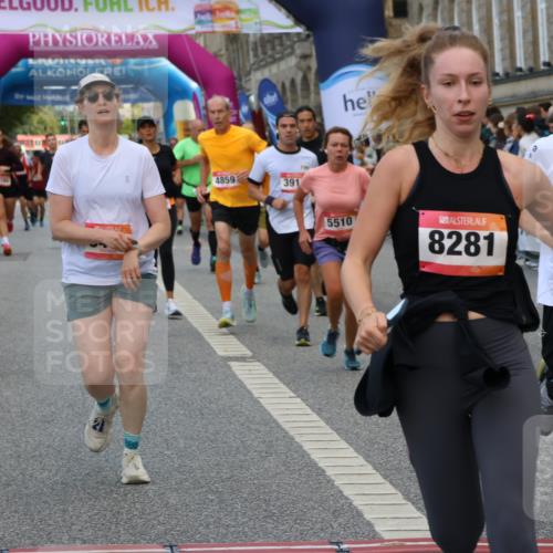 06.09.2026 - CURREX Alsterlauf Strokosch-Dieckow http://msf.ph/oto/10135567 06.09.2026 09:57:27 Ziel 2316, 2900, 2966, 3236, 3559, 3881, 3914, 3978, 4641, 4859, 5345, 5398, 5463, 5510, 5978, 6119, 6279, 8029, 8198, 8281 meine-sportfotos.de