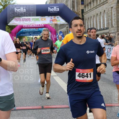 06.09.2026 - CURREX Alsterlauf Strokosch-Dieckow http://msf.ph/oto/10135620 06.09.2026 09:57:30 Ziel 2316, 2806, 2966, 3160, 3236, 3559, 3881, 3914, 4224, 4641, 4859, 5463, 5510, 5978, 6020, 8029, 8281 meine-sportfotos.de