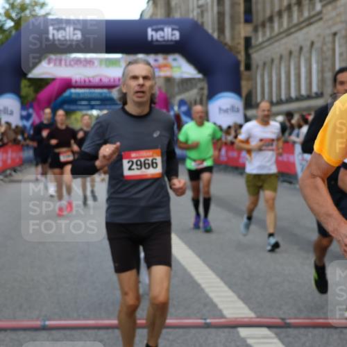 06.09.2026 - CURREX Alsterlauf Strokosch-Dieckow http://msf.ph/oto/10135624 06.09.2026 09:57:31 Ziel 2316, 2806, 2966, 3160, 3236, 3559, 3881, 3914, 4224, 4641, 4859, 5107, 5463, 5510, 5978, 6020, 8029, 8281 meine-sportfotos.de