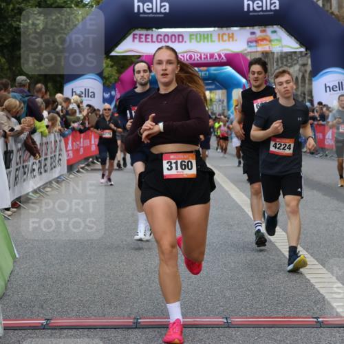 06.09.2026 - CURREX Alsterlauf Strokosch-Dieckow http://msf.ph/oto/10135645 06.09.2026 09:57:33 Ziel 2806, 2966, 3160, 3236, 3559, 3881, 3914, 4213, 4224, 4641, 4682, 4859, 5107, 5215, 5463, 5510, 5775, 5978, 6020, 6042, 6365, 8029, 8281 meine-sportfotos.de