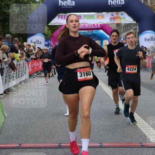06.09.2026 - CURREX Alsterlauf Strokosch-Dieckow http://msf.ph/oto/10135654 06.09.2026 09:57:34 Ziel 2242, 2806, 2966, 3097, 3160, 3236, 3514, 3559, 3914, 4213, 4224, 4641, 4682, 4859, 5107, 5215, 5463, 5510, 5775, 5978, 6020, 6042, 6365, 8029 meine-sportfotos.de
