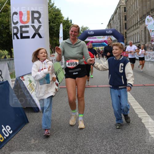 06.09.2026 - CURREX Alsterlauf Strokosch-Dieckow http://msf.ph/oto/10135681 06.09.2026 10:10:44 Ziel 2058, 2509, 2589, 2670, 2674, 2734, 3127, 3278, 3345, 3649, 3930, 4066, 4077, 4167, 4211, 4238, 4697, 4959, 5356, 6220 meine-sportfotos.de