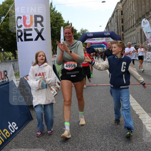 06.09.2026 - CURREX Alsterlauf Strokosch-Dieckow http://msf.ph/oto/10135688 06.09.2026 10:10:44 Ziel 2058, 2509, 2589, 2670, 2674, 2734, 3127, 3278, 3345, 3649, 3930, 4066, 4077, 4167, 4211, 4238, 4697, 4959, 5356, 6220 meine-sportfotos.de
