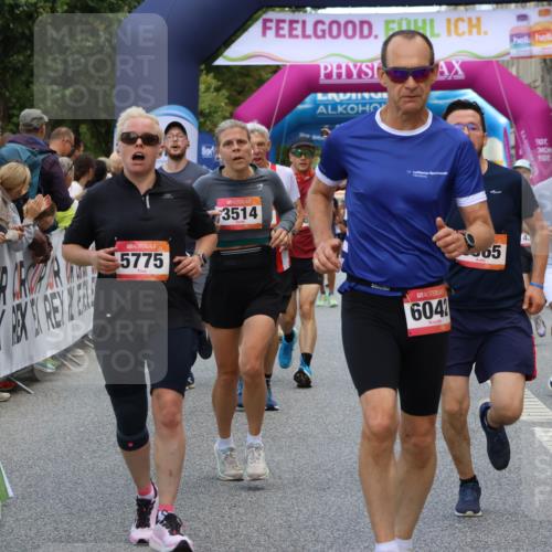 06.09.2026 - CURREX Alsterlauf Strokosch-Dieckow http://msf.ph/oto/10135693 06.09.2026 09:57:38 Ziel 2237, 2242, 2288, 2538, 2806, 3097, 3160, 3236, 3442, 3514, 3559, 4213, 4224, 4334, 4682, 4691, 5107, 5215, 5775, 6020, 6042, 6078, 6318, 6365, 8029, 8231 meine-sportfotos.de