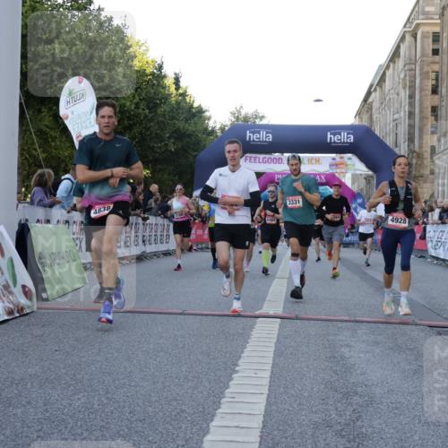 06.09.2026 - CURREX Alsterlauf Yannick Fuchs http://msf.ph/oto/10135720 06.09.2026 09:44:18 Ziel 2186, 2699, 3010, 3331, 3355, 3564, 3717, 4838, 4928, 5114, 5443, 5530, 5626, 5722, 5974, 6484, 6485, 6486, 8127, 8302, 8328 meine-sportfotos.de