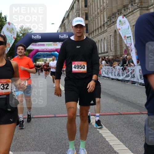 06.09.2026 - CURREX Alsterlauf Strokosch-Dieckow http://msf.ph/oto/10135740 06.09.2026 09:57:52 Ziel 2523, 2672, 2877, 2932, 2950, 3122, 4003, 4950, 5111, 5247, 5660, 5736, 5790, 5916, 6108, 6137, 6239 meine-sportfotos.de