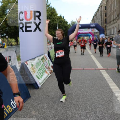 06.09.2026 - CURREX Alsterlauf Strokosch-Dieckow http://msf.ph/oto/10135757 06.09.2026 10:10:52 Ziel 2058, 2226, 2312, 2365, 2417, 2427, 2616, 2734, 3345, 3348, 3840, 3995, 4211, 4697, 5141, 5142, 6088, 6434 meine-sportfotos.de
