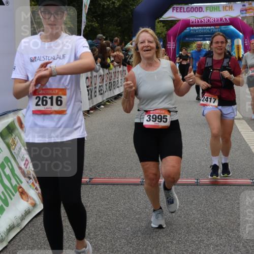 06.09.2026 - CURREX Alsterlauf Strokosch-Dieckow http://msf.ph/oto/10135790 06.09.2026 10:10:57 Ziel 2226, 2312, 2365, 2417, 2427, 2552, 2566, 2616, 2732, 2982, 3348, 3685, 3687, 3840, 3988, 3995, 5141, 5142, 5555, 5898, 6088, 6434 meine-sportfotos.de