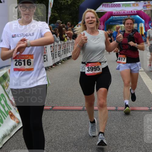 06.09.2026 - CURREX Alsterlauf Strokosch-Dieckow http://msf.ph/oto/10135796 06.09.2026 10:10:57 Ziel 2226, 2312, 2365, 2417, 2427, 2552, 2566, 2616, 2732, 2982, 3348, 3685, 3687, 3840, 3988, 3995, 5141, 5142, 5555, 5898, 6088, 6434 meine-sportfotos.de