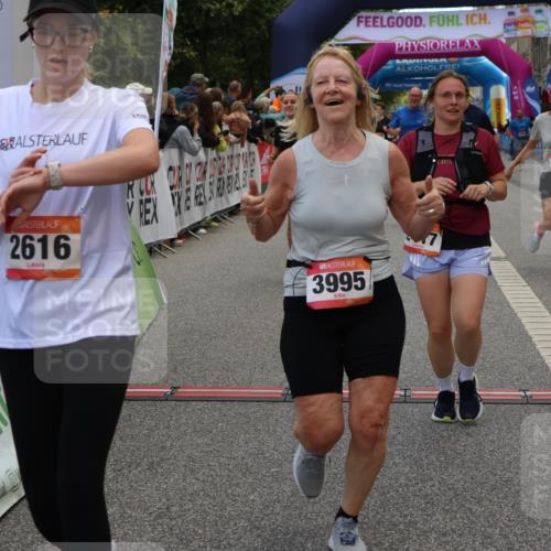 06.09.2026 - CURREX Alsterlauf Strokosch-Dieckow http://msf.ph/oto/10135804 06.09.2026 10:10:58 Ziel 2226, 2312, 2365, 2417, 2427, 2552, 2566, 2616, 2732, 2982, 3685, 3687, 3840, 3988, 3995, 5141, 5142, 5555, 5898, 6088, 6434, 8292 meine-sportfotos.de