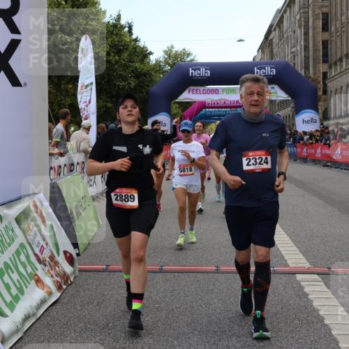 06.09.2026 - CURREX Alsterlauf Strokosch-Dieckow http://msf.ph/oto/10135859 06.09.2026 10:11:14 Ziel 2324, 2889, 2890, 2979, 2980, 4409, 4782, 4783, 5268, 5327, 5351, 5392, 5393, 5496, 5498, 5499, 5500, 5532, 5818, 6100, 6103 meine-sportfotos.de