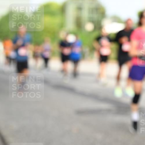 06.09.2026 - CURREX Alsterlauf Dr. Thomas Lammeyer http://msf.ph/oto/10135881 06.09.2026 10:00:39 Laufen  meine-sportfotos.de