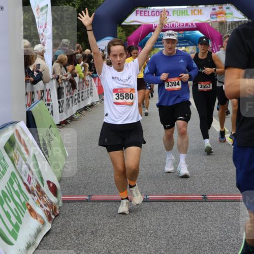 06.09.2026 - CURREX Alsterlauf Strokosch-Dieckow http://msf.ph/oto/10135892 06.09.2026 09:58:10 Ziel 3394, 3497, 3553, 3580, 3743, 3841, 3872, 3923, 4034, 4327, 4864, 5518, 5548, 5707, 5986, 6227, 6343, 6409, 8066, 8152, 8163, 8229 meine-sportfotos.de