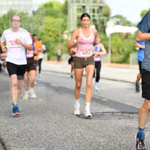 06.09.2026 - CURREX Alsterlauf Dr. Thomas Lammeyer http://msf.ph/oto/10135919 06.09.2026 10:00:42 Laufen 8079, 4052, 4288 meine-sportfotos.de