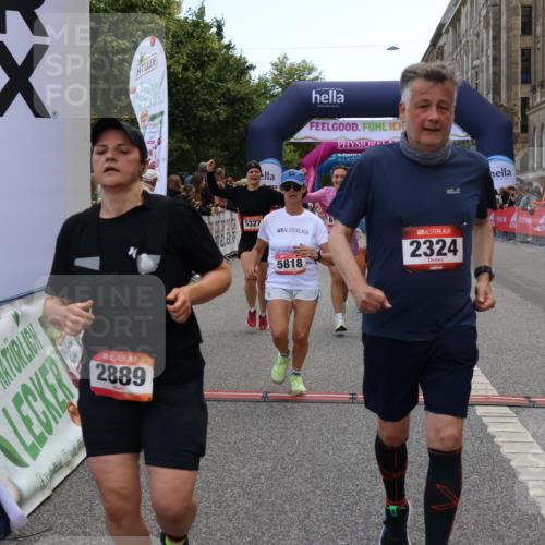 06.09.2026 - CURREX Alsterlauf Strokosch-Dieckow http://msf.ph/oto/10135925 06.09.2026 10:11:15 Ziel 2324, 2889, 2890, 2979, 2980, 4409, 4782, 4783, 5268, 5327, 5351, 5392, 5393, 5496, 5498, 5499, 5500, 5532, 5818, 6100, 6103 meine-sportfotos.de