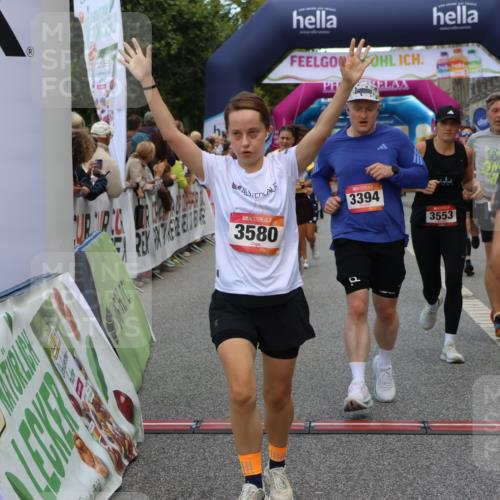 06.09.2026 - CURREX Alsterlauf Strokosch-Dieckow http://msf.ph/oto/10135934 06.09.2026 09:58:10 Ziel 3394, 3497, 3553, 3580, 3743, 3841, 3872, 3923, 4034, 4327, 4864, 5518, 5548, 5707, 5986, 6227, 6343, 6409, 8066, 8152, 8163, 8229 meine-sportfotos.de