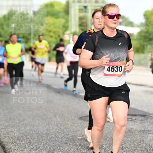 06.09.2026 - CURREX Alsterlauf Dr. Thomas Lammeyer http://msf.ph/oto/10135959 06.09.2026 10:00:46 Laufen 4630 meine-sportfotos.de