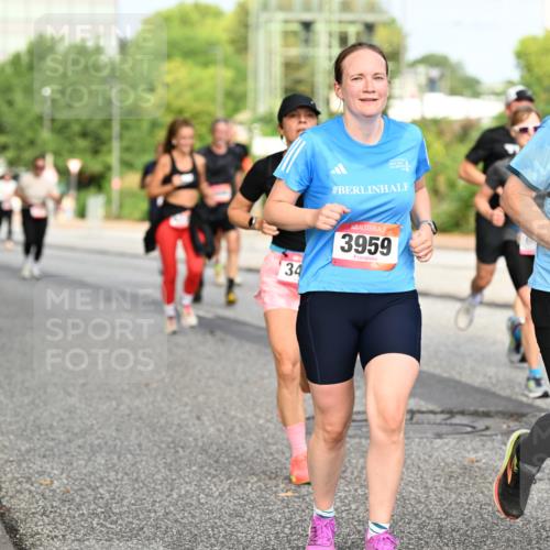 06.09.2026 - CURREX Alsterlauf Dr. Thomas Lammeyer http://msf.ph/oto/10136018 06.09.2026 10:00:51 Laufen 34, 3959, 3962, 31 meine-sportfotos.de