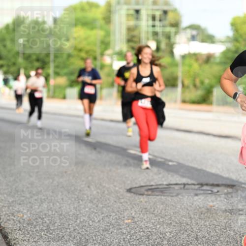 06.09.2026 - CURREX Alsterlauf Dr. Thomas Lammeyer http://msf.ph/oto/10136029 06.09.2026 10:00:52 Laufen 3435 meine-sportfotos.de