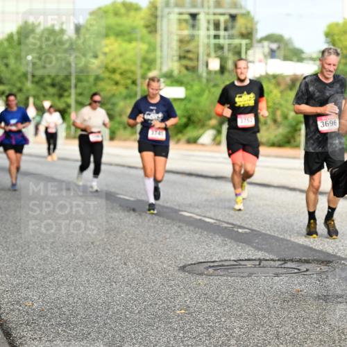 06.09.2026 - CURREX Alsterlauf Dr. Thomas Lammeyer http://msf.ph/oto/10136046 06.09.2026 10:00:54 Laufen 3752, 3696, 3745, 5275 meine-sportfotos.de
