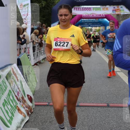 06.09.2026 - CURREX Alsterlauf Strokosch-Dieckow http://msf.ph/oto/10136067 06.09.2026 09:58:14 Ziel 2706, 2864, 3394, 3497, 3553, 3580, 3603, 3841, 3872, 3923, 4034, 4327, 4732, 5707, 5986, 6227, 6343, 6409, 8003, 8163 meine-sportfotos.de