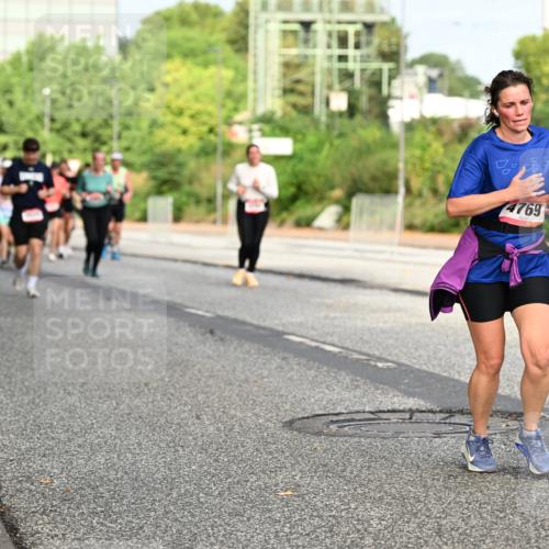 06.09.2026 - CURREX Alsterlauf Dr. Thomas Lammeyer http://msf.ph/oto/10136120 06.09.2026 10:01:00 Laufen 1716, 4769 meine-sportfotos.de