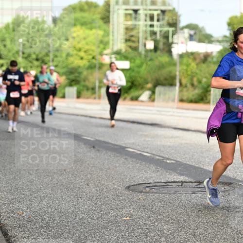 06.09.2026 - CURREX Alsterlauf Dr. Thomas Lammeyer http://msf.ph/oto/10136121 06.09.2026 10:01:00 Laufen  meine-sportfotos.de