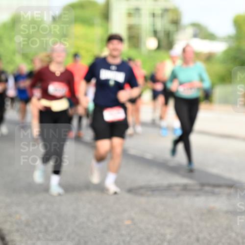06.09.2026 - CURREX Alsterlauf Dr. Thomas Lammeyer http://msf.ph/oto/10136163 06.09.2026 10:01:06 Laufen  meine-sportfotos.de
